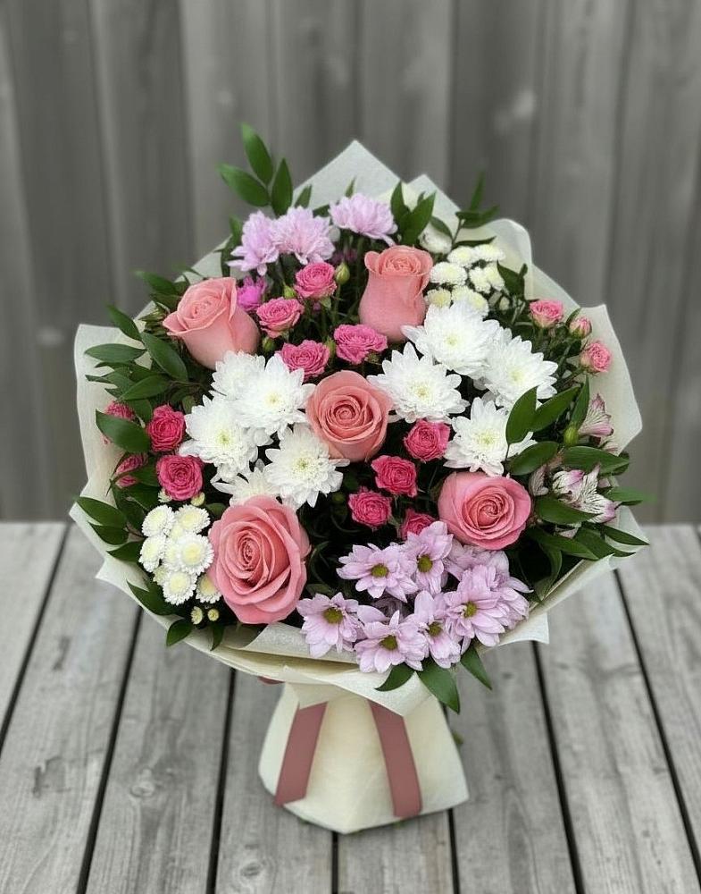 Букет цветов из: Альстромерии, Гвоздики, Розы и Хризантемы в Нижне-Чирской