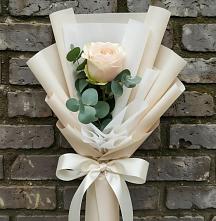 Букет цветов из:  Розы в Нижне-Чирской
