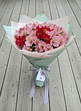 Букет цветов из:  Альстромерии #REPLACE_PRED# Нижне-Чирской