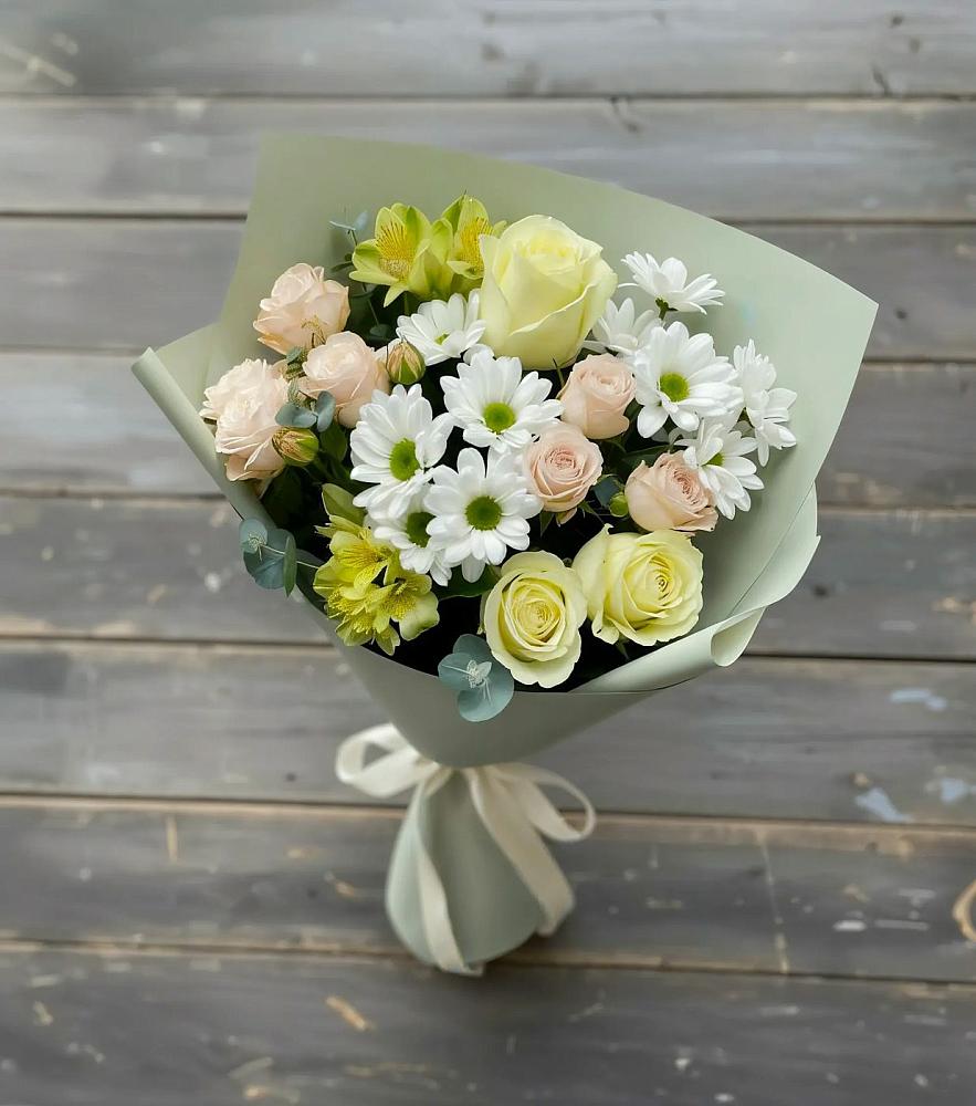 Букет цветов из: Альстромерии, Розы и Хризантемы в Нижне-Чирской