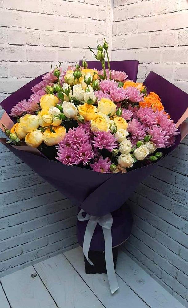 Букет цветов из: Хризантемы и Розы в Нижне-Чирской