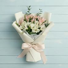 Букет цветов из:  Альстромерии #REPLACE_PRED# Нижне-Чирской