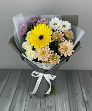 Букет цветов из:  Розы, Герберы и Хризантемы в Нижне-Чирской