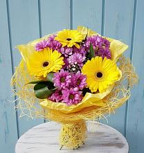 Букет цветов из:  Хризантемы и Герберы #REPLACE_PRED# Нижне-Чирской