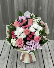 Букет цветов из:  Альстромерии, Гвоздики, Розы и Хризантемы в Нижне-Чирской