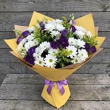 Букет цветов из:  Ирисы, Хризантемы и Ромашки в Нижне-Чирской