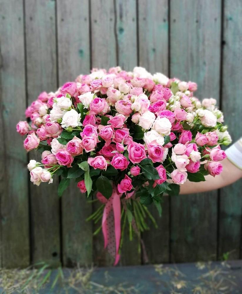 Букет Розовые кустовые розы Натали и Лав Лидия в Нижне-Чирской