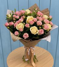 Букет цветов из:  Розы в Нижне-Чирской