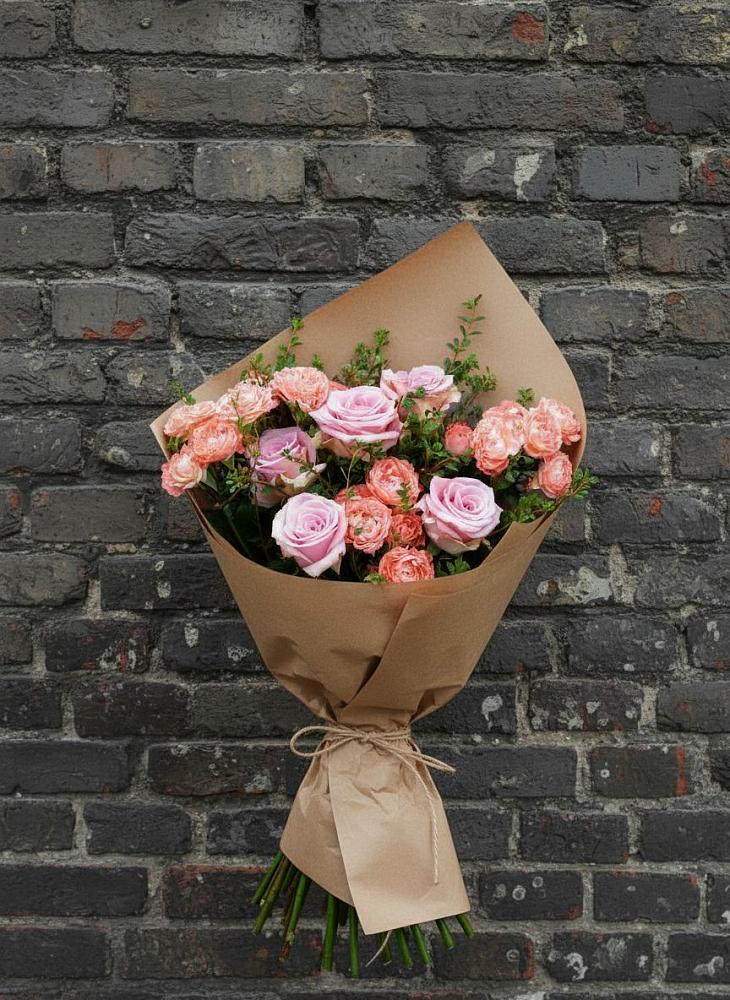 Букет цветов из: Розы в Нижне-Чирской