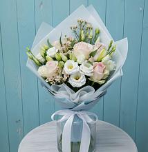 Букет цветов из:  Розы и Лизиантусы #REPLACE_PRED# Нижне-Чирской