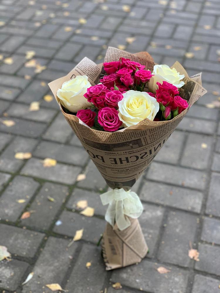 Букет цветов из: Розы в Нижне-Чирской