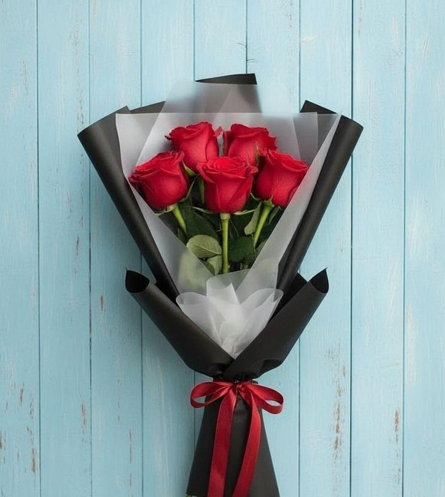 Букет цветов из: Розы в Нижне-Чирской