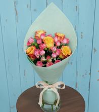 Букет цветов из:  Розы в Нижне-Чирской