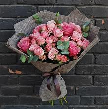 Букет цветов из:  Розы в Нижне-Чирской